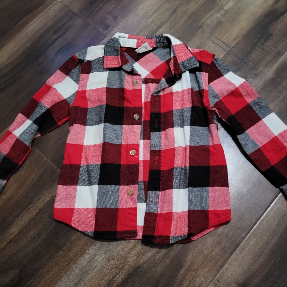 Size 4 long sleeved flannel